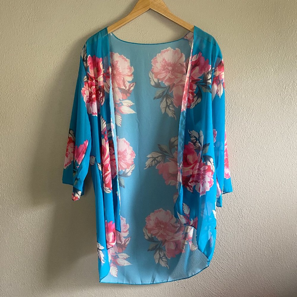 Blue Floral Kimono Cardigan NWT Boho Beach Cover Up Sheer Duster Medium and XL